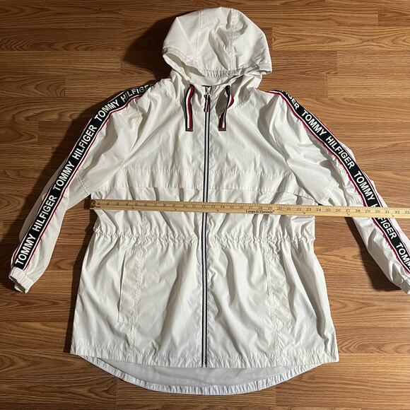 Tommy Hilfiger White Hooded Rain Jacket XL | Logo Sleeve Preppy Windbreaker Coat - Picture 4 of 11